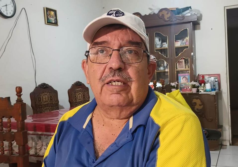 Emilio Martínez sufrió una fractura de peroné al caer en una obra inconclusa. | Fabricio Gallegos