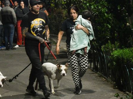 Los mexicanos bajan de sus viviendas con sus mascotas ante un sismo | Cuartoscuro