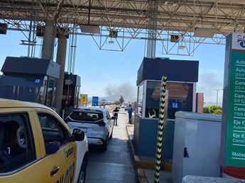 Se reporta bloqueo en caseta de carretera a Zamora | Telediario