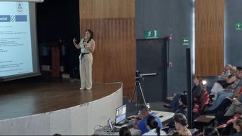 Capacitan a más de 330 trabajadores para atender crisis emocionales y psiquiátricas en Jalisco