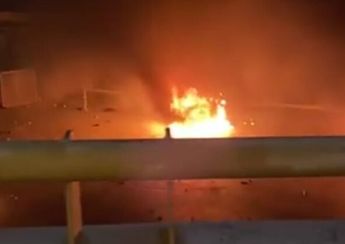El enfrentamiento en la Cooperativa Cruz Azul dejó vehículos incendiados/ Especial