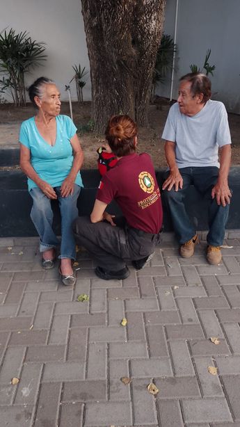 La mujer de 76 años ya con su esposo Esteban Salguero de 73 años. | Cortesía