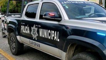 Durante el cateo, las autoridades aseguraron múltiples documentos apócrifos, dinero y un arma de fuego | Policía de Zapopan