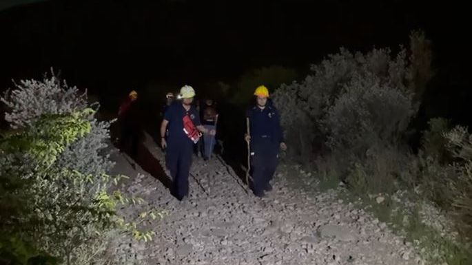 Poco después de las 2 de la mañana pudieron concluir el descenso del Cerro del Topo Chico. | Cortesía