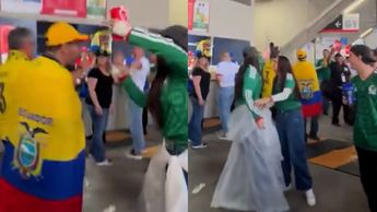 Mujer se burla y lanza cerveza a ecuatorianos en el Estadio Azteca. C4 en Alerta, 01 de julio 2026