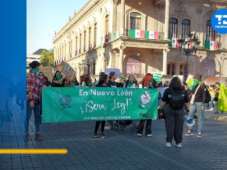 Marchan a favor del aborto en Nuevo León | Leyda Estrada