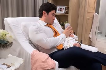 Samuel García con su hija | Especial
