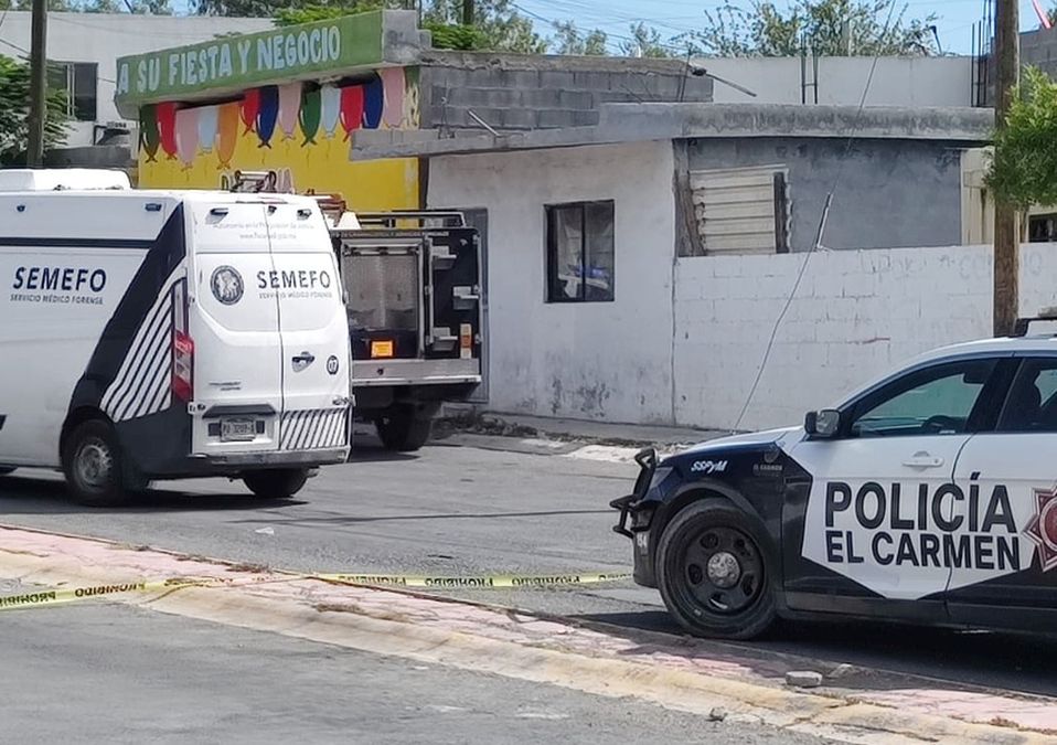 Familiares identificaron el cuerpo de la víctima en el lugar. | Agustín Martínez