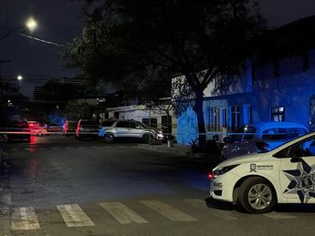 Agentes ministeriales llegaron al lugar para iniciar las investigaciones. | Edgar Plata