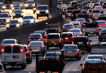 Extienden plazo para regularizar autos en Saltillo.