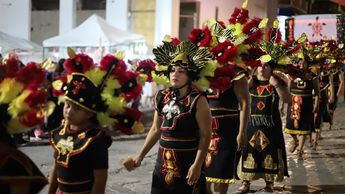 Las danzas forman parte de la tradición de las peregrinaciones en el centro de Puerto Vallarta | Facebook PC Puerto Vallarta