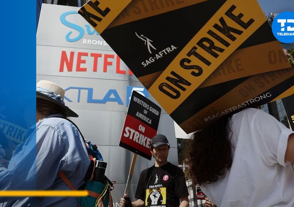 Los líderes del sindicato de guionistas de Hollywood declararon el martes el fin de su huelga de casi cinco meses de duración