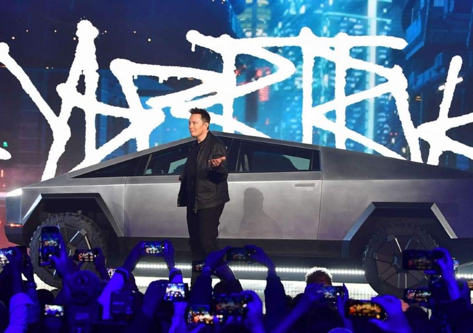 Elon Musk anunció que la Cybertruck se fabricará en Nuevo León. | AFP