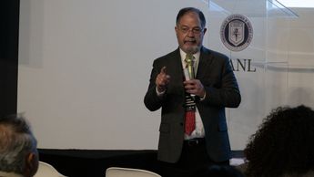 El jefe del departamento de Radiología del Hospital Universitario explicó el uso de la IA para detección del cáncer. | Óscar Ascencio