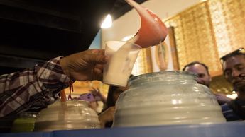 El pulque es conocido como "la bebida de los dioses" | Cuartoscuro