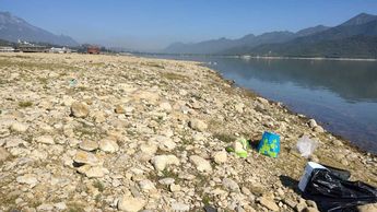 Aunque el nivel del agua se ha incrementado sustancialmente, el panorama aún parece un tanto desolador / Agustín Martínez