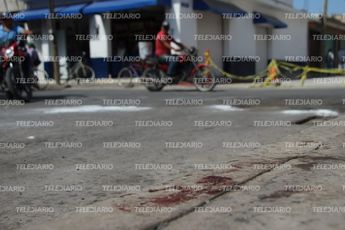 Los habitantes de la comunidad siguen transitando por la zona | Dany Béjar