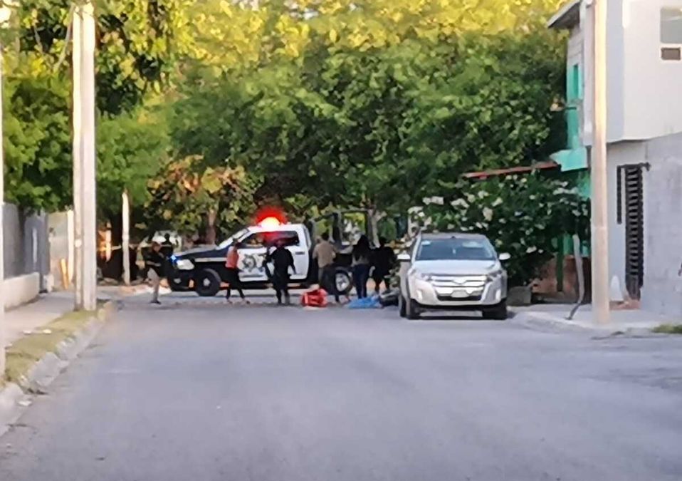 Atacan a motociclista en calles de Apodaca. / Alexandra Amao