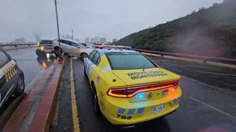 Tránsito de Monterrey atendió el accidente vial. | Fabricio Gallegos