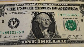 El valor del peso mexicano frente al dólar varía diariamente | Cuartoscuro