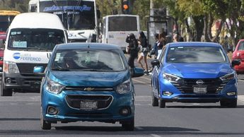 Para consultar cualquier adeudo vehicular en Puebla debes tener los dígitos de tu placa a la mano / Agencia Es Imagen