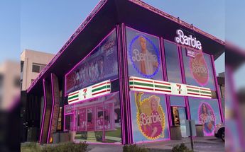 Tienda 7-Eleven con temática de Barbie | Eduardo Morales