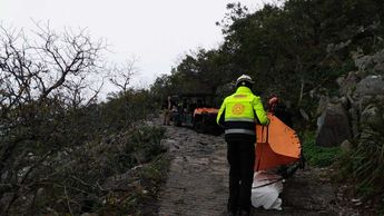 Los cuerpos de emergencia confirmaron el deceso de Mario Alberto Garza González. | Cortesía