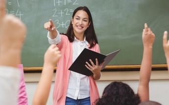 Descubre si es que habrá clases por el día del maestro en Guanajuato | Especial