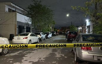 Las autoridades acordonaron la escena del crimen en Apodaca. | Ángel Mercado