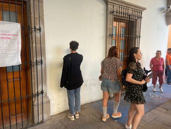 Ciudadanos no alcanzan a votar en Durango y se molestan