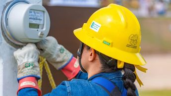 En caso de que los trabajos concluyan antes, la luz regresará con anticipación. | Foto: CFE