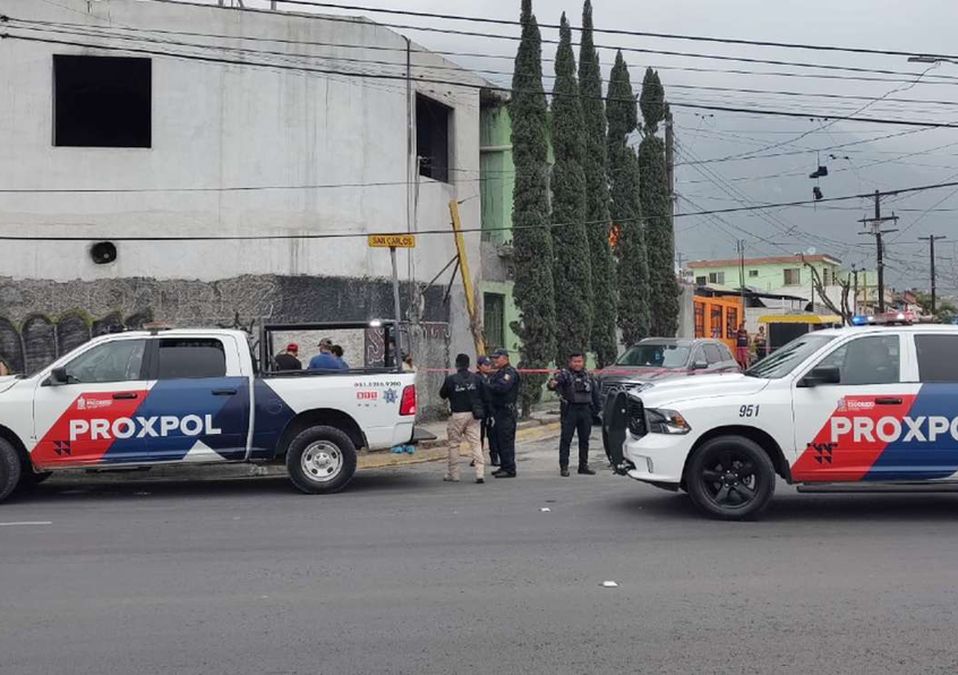 Movilización policiaca en el domicilio de la colonia San Genaro. | Agustín Martínez