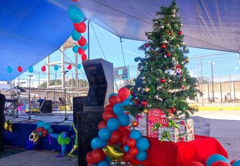 La decoración navideña se hizo presente en el Cereso de Tehuacán, Puebla / Apolonia Amayo