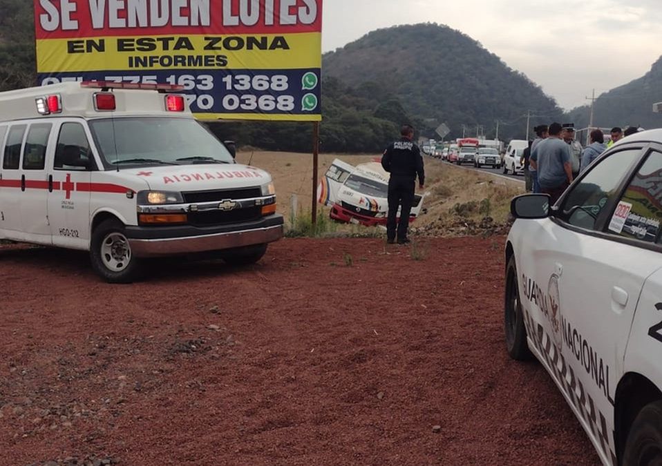 Seis de los lesionados en choque en la México-Tuxpan fueron trasladados a hospitales | Guadalupe Trejo