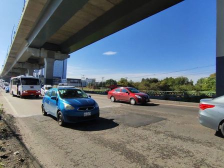 La autopista México-Puebla suele ser una de las vialidades más transitadas del centro del país / Es Imagen