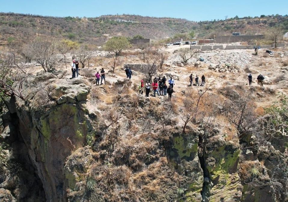 Encuentran al menos 45 bolsas en la barranca de El Mirador en Zapopan | Especial