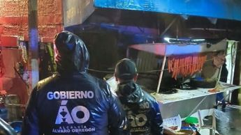 La explosión generó pérdidas totales para los locatarios.